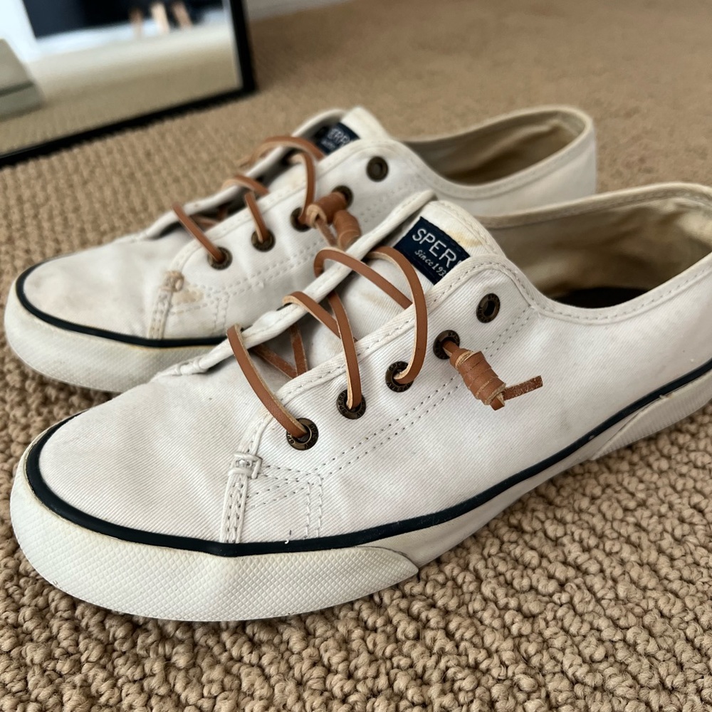 Women’s Sperry slip on sneaker